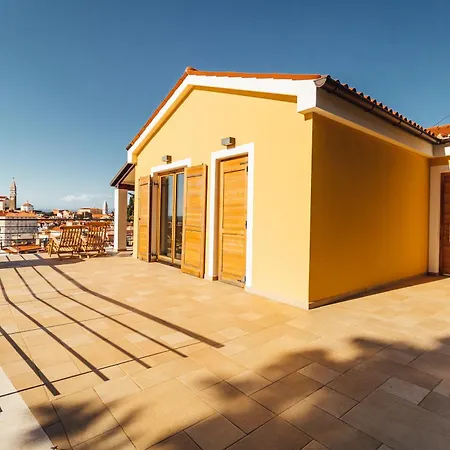 Panorama Pool Villa *